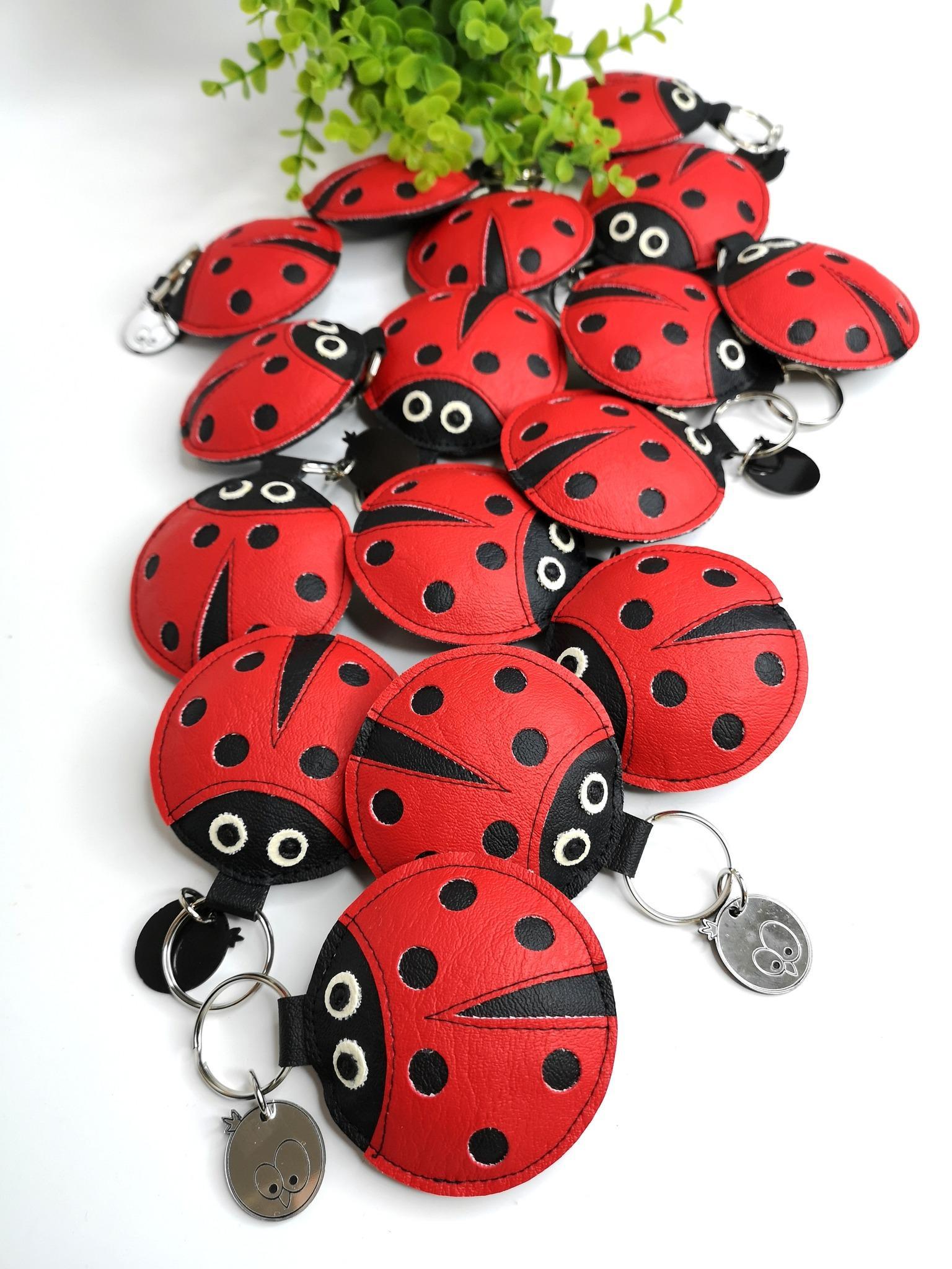 Popikoki obesek pikapolonica Pikapoka